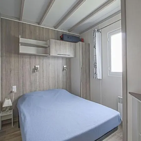 Pleasant With Garden, Cleaning Included Casa vacanze *